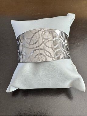 Kitsinian Wide Sterling Silver Cuff Bracelet Engraved Geometric Swirl Design